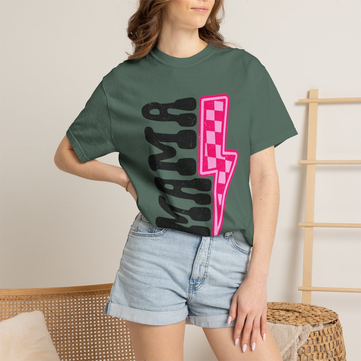 Pink Lightening Bolt Mama Graphic T-shirt